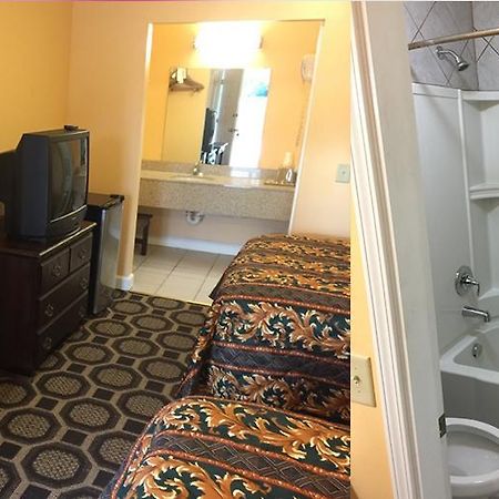 Leesville Lodge Batesburg-Leesville Bagian luar foto